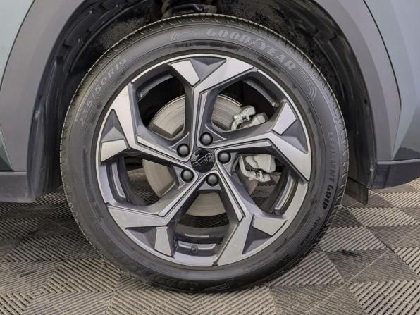 Geely Atlas II с пробегом 2025 года, цена 3 350 000 рублей, 10094 км, внедорожник, Автокод Объявления