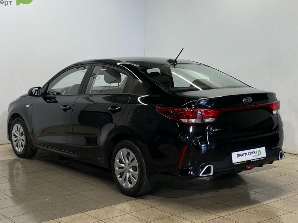 Kia Rio IV Рестайлинг с пробегом 2021 года, цена 1 459 000 рублей, 131272 км, седан, Автокод Объявления
