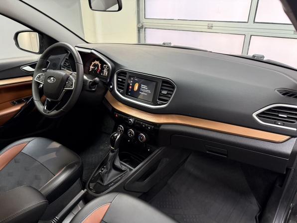 Lada (ВАЗ) Vesta I Рестайлинг (NG) с пробегом 2024 года, цена 1 550 000 рублей, 43360 км, универсал, Автокод Объявления