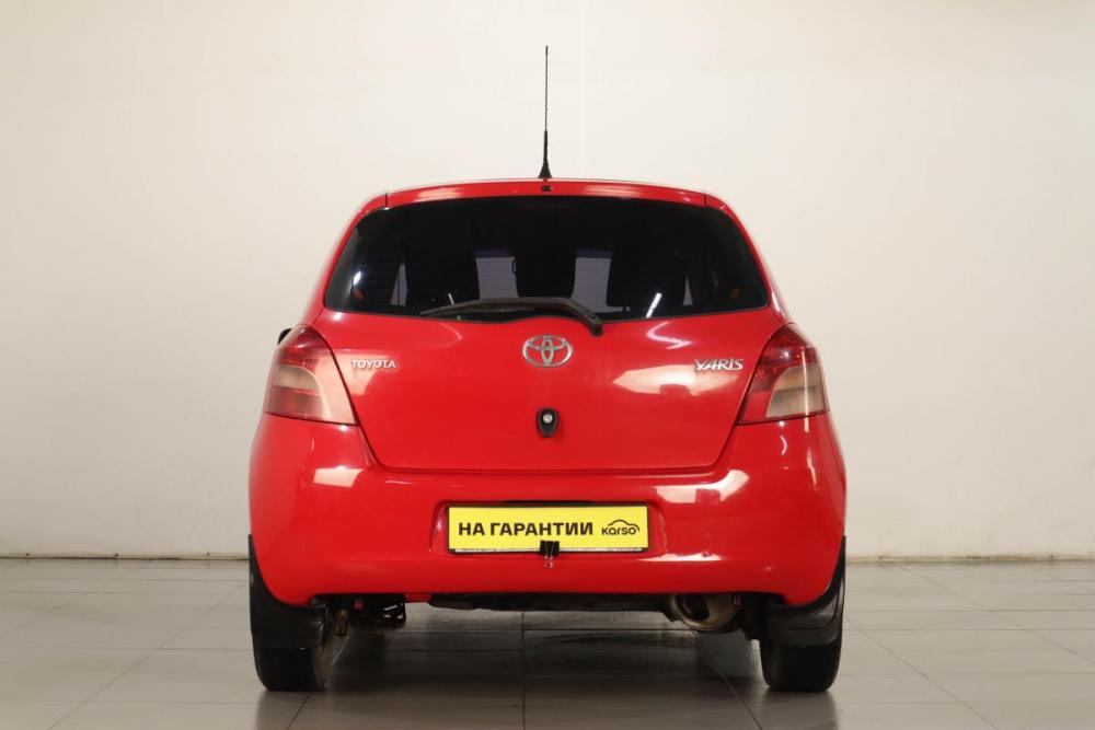 Toyota Yaris II Челябинск  - изображение 6