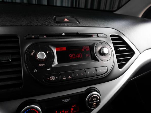 Kia Picanto II Рестайлинг с пробегом 2015 года, цена 989 000 рублей, 100524 км, хэтчбек, Автокод Объявления