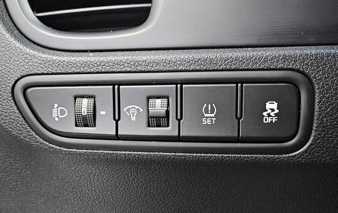 Kia Rio IV с пробегом 2018 года, цена 1 239 000 рублей, 119488 км, хэтчбек, Автокод Объявления