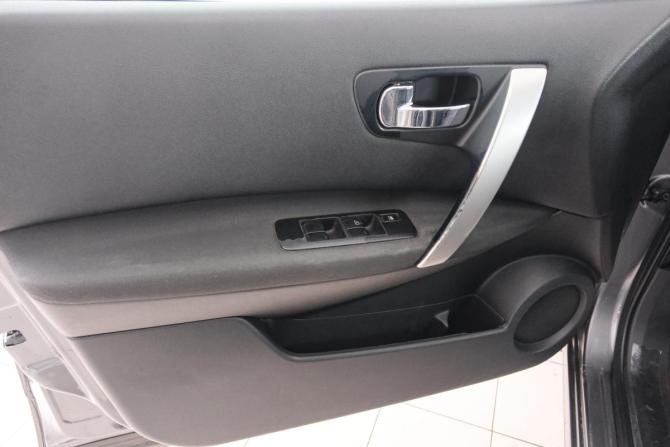 Nissan Qashqai I Рестайлинг с пробегом 2011 года, цена 1 009 000 рублей, 210000 км, внедорожник, Автокод Объявления