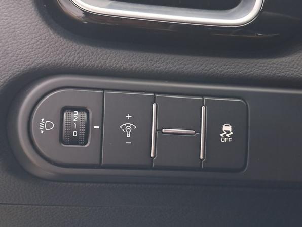 Kia Ceed III с пробегом 2019 года, цена 1 600 000 рублей, 128500 км, хэтчбек, Автокод Объявления