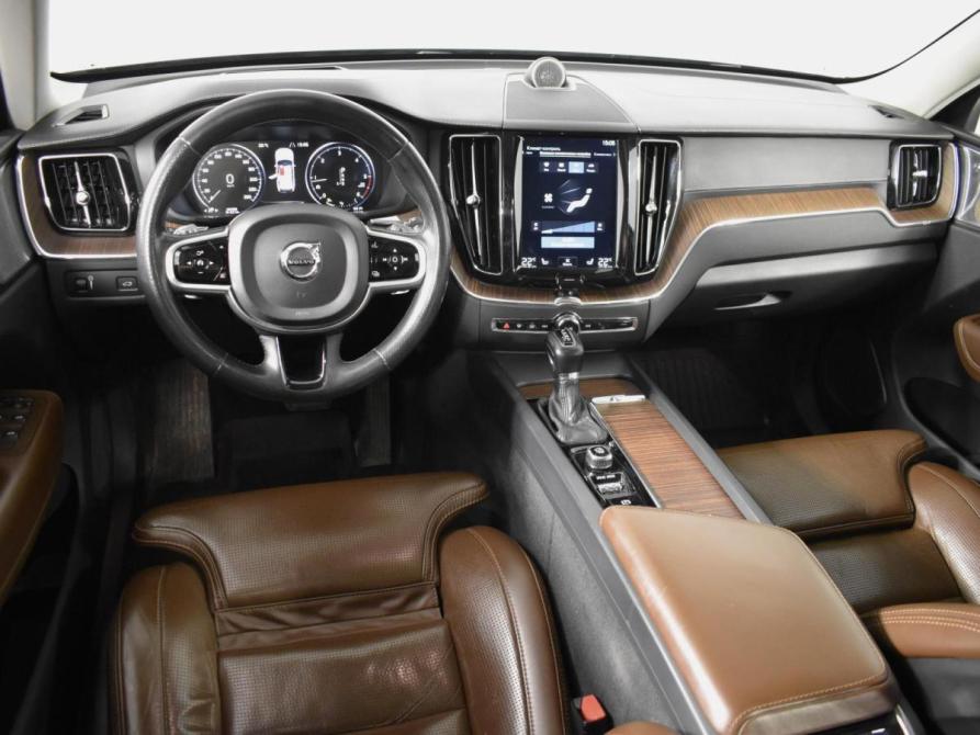 Volvo XC60 II Казань  - изображение 6