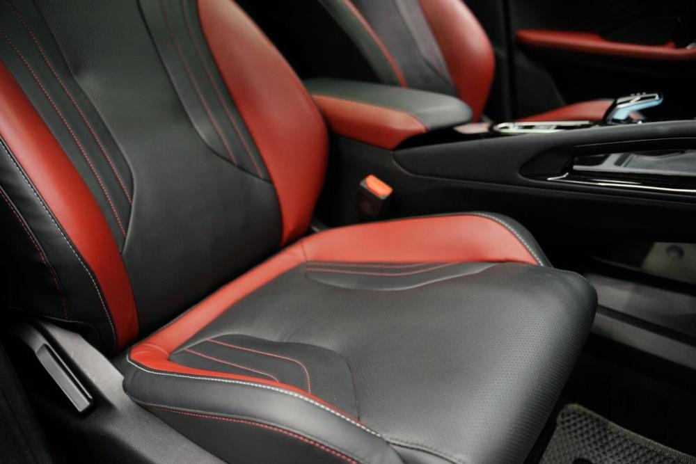 Geely Coolray I Рестайлинг Крым  - изображение 25