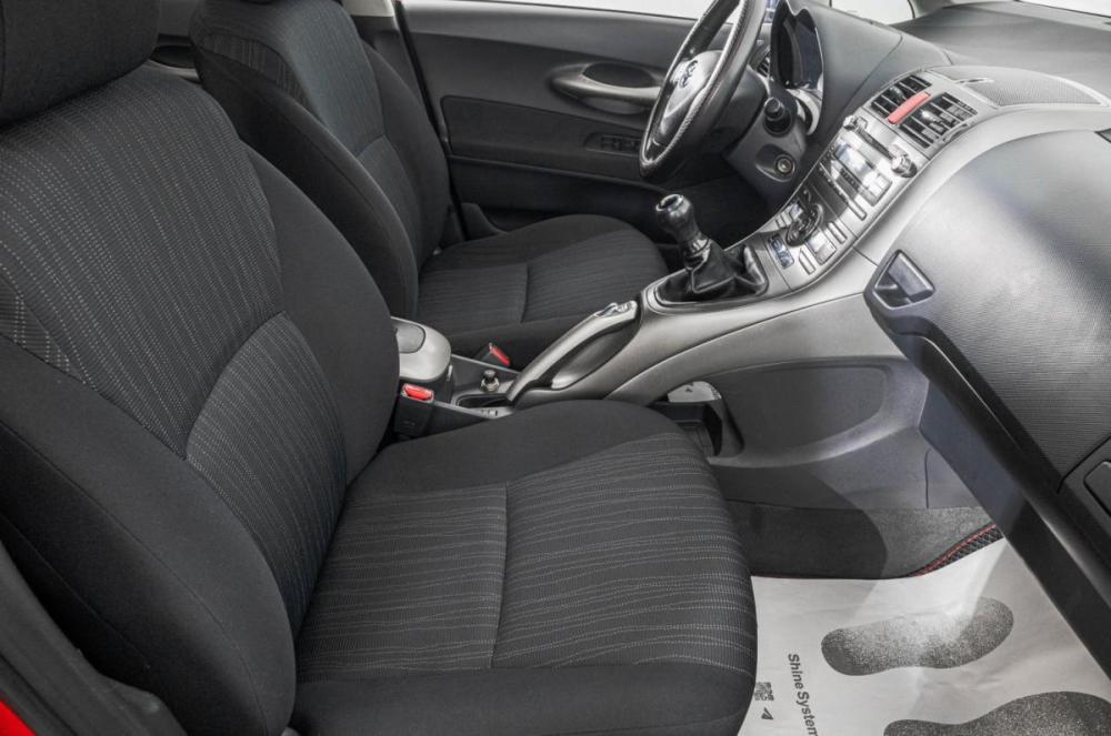 Toyota Auris I Барнаул  - изображение 22