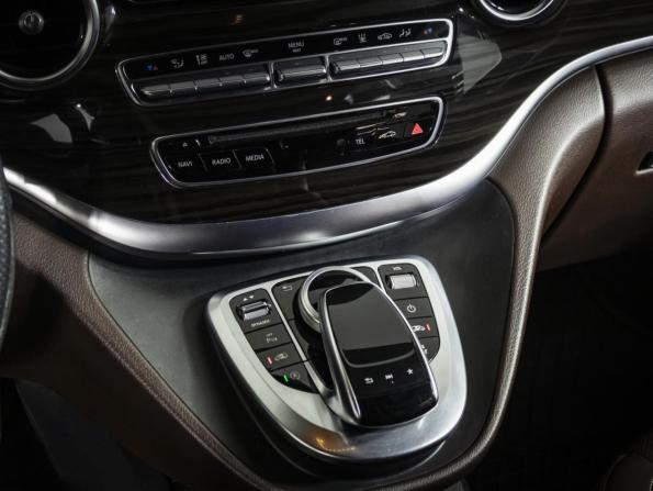 Mercedes-Benz V-Класс III (W447) с пробегом 2017 года, цена 4 185 000 рублей, 219270 км, минивэн, Автокод Объявления