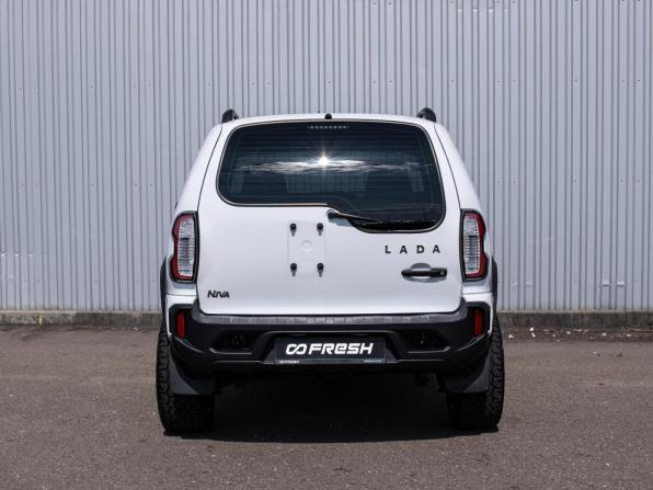 Lada (ВАЗ) Niva Travel I с пробегом 2023 года, цена 1 359 000 рублей, 23744 км, внедорожник, Автокод Объявления
