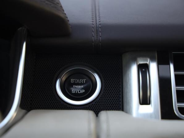 Land Rover Range Rover IV с пробегом 2016 года, цена 4 508 460 рублей, 112593 км, внедорожник, Автокод Объявления