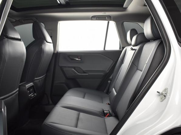 Toyota RAV4 VI (XA60) с пробегом 2025 года, цена 3 939 995 рублей, 54 км, внедорожник, Автокод Объявления