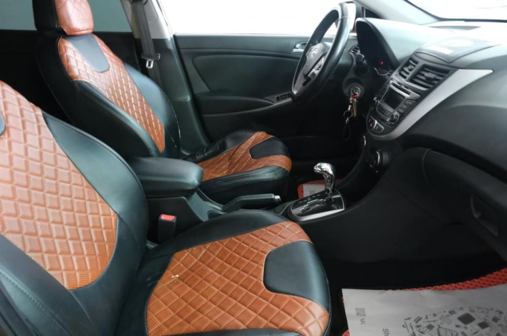 Hyundai Solaris I Рестайлинг Омск  - изображение 17