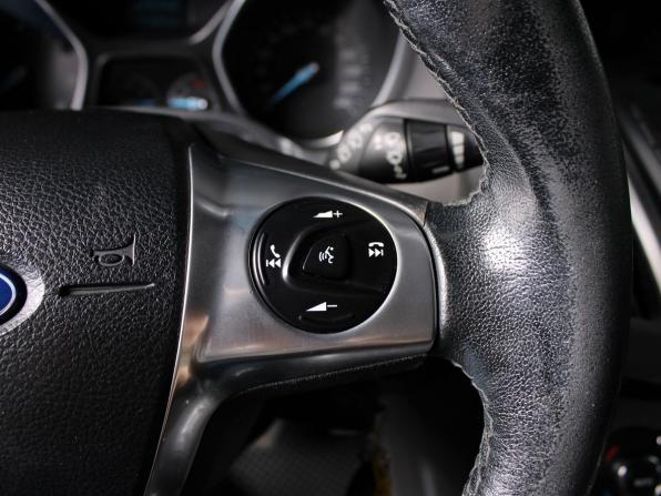 Ford Focus III с пробегом 2014 года, цена 859 000 рублей, 216500 км, хэтчбек, Автокод Объявления