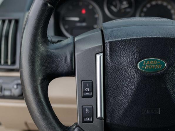 Land Rover Freelander II с пробегом 2009 года, цена 950 000 рублей, 210208 км, внедорожник, Автокод Объявления