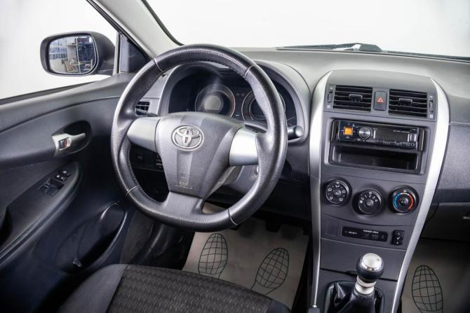 Toyota Corolla X (E140 E150) Рестайлинг с пробегом 2013 года, цена 1 049 000 рублей, 150000 км, седан, Автокод Объявления