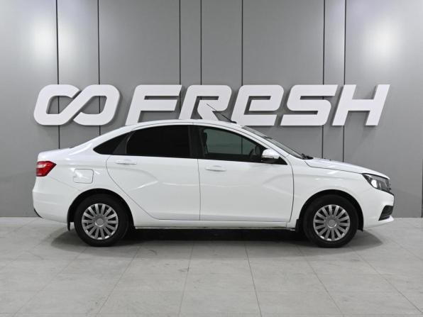 Lada (ВАЗ) Vesta I с пробегом 2017 года, цена 779 000 рублей, 141668 км, седан, Автокод Объявления