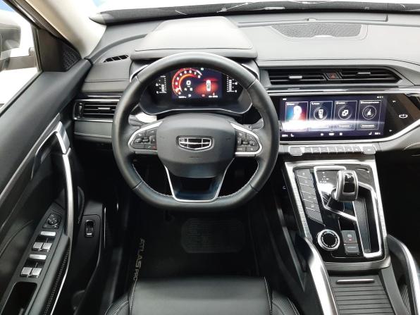 Geely Atlas Pro с пробегом 2023 года, цена 1 950 000 рублей, 60707 км, внедорожник, Автокод Объявления