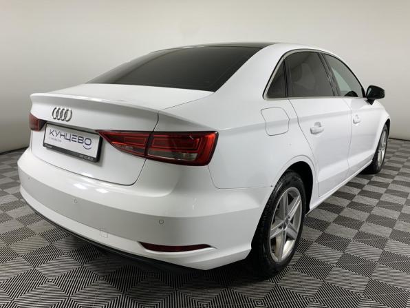 Audi A3 III (8V) Рестайлинг с пробегом 2016 года, цена 1 460 000 рублей, 167748 км, хэтчбек, Автокод Объявления