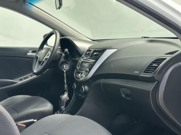 Hyundai Solaris I Рестайлинг с пробегом 2016 года, цена 1 150 000 рублей, 140303 км, седан, Автокод Объявления