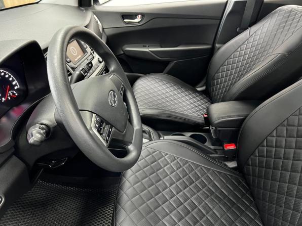 Hyundai Solaris II Рестайлинг с пробегом 2020 года, цена 1 599 000 рублей, 51775 км, седан, Автокод Объявления