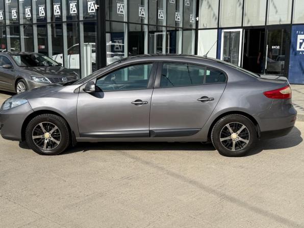 Renault Fluence I с пробегом 2011 года, цена 640 000 рублей, 176500 км, седан, Автокод Объявления