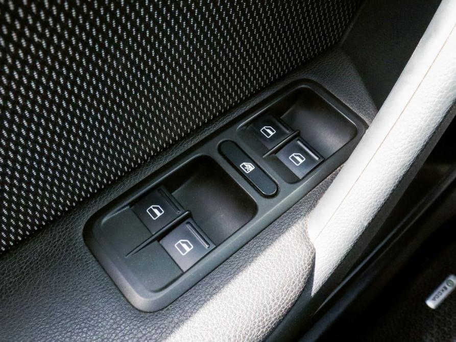 Skoda Yeti I Рестайлинг Екатеринбург  - изображение 12