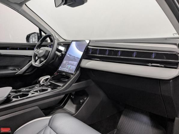 Geely Atlas II с пробегом 2024 года, цена 2 995 000 рублей, 15756 км, внедорожник, Автокод Объявления