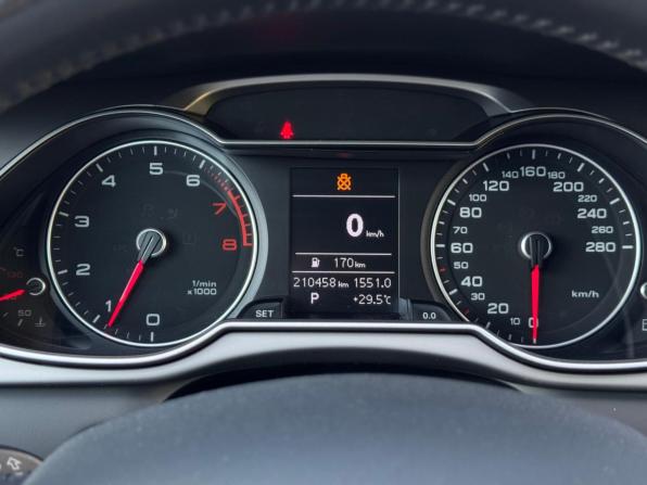 Audi A4 IV (B8) Рестайлинг с пробегом 2012 года, цена 1 179 000 рублей, 210458 км, седан, Автокод Объявления