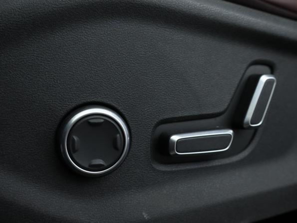 Geely Monjaro I с пробегом 2023 года, цена 3 299 000 рублей, 40000 км, внедорожник, Автокод Объявления