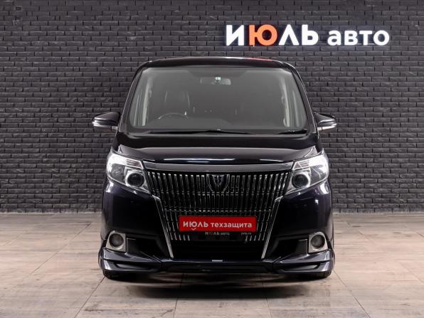 Toyota Esquire I с пробегом 2015 года, цена 2 150 000 рублей, 86512 км, минивэн, Автокод Объявления