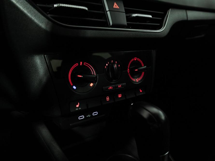 Volkswagen Polo VI Санкт-Петербург  - изображение 16