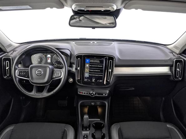 Volvo XC40 I с пробегом 2018 года, цена 2 190 000 рублей, 176314 км, внедорожник, Автокод Объявления