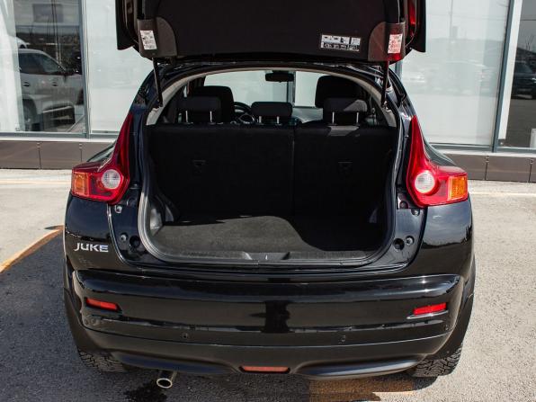 Nissan Juke I с пробегом 2012 года, цена 950 000 рублей, 121959 км, внедорожник, Автокод Объявления
