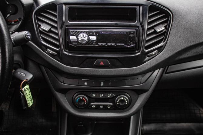Lada (ВАЗ) Vesta I с пробегом 2020 года, цена 879 000 рублей, 63228 км, седан, Автокод Объявления