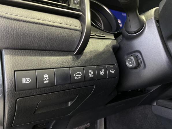 Toyota Camry VIII (XV70) Рестайлинг с пробегом 2021 года, цена 3 549 900 рублей, 47000 км, седан, Автокод Объявления