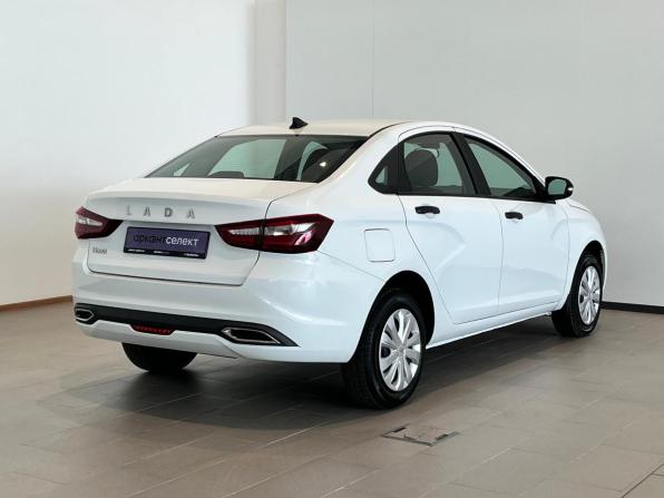 Lada (ВАЗ) Vesta I Рестайлинг (NG) с пробегом 2024 года, цена 1 380 000 рублей, 5317 км, седан, Автокод Объявления