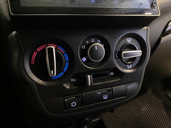 Lada (ВАЗ) Granta I Рестайлинг с пробегом 2024 года, цена 900 000 рублей, 37096 км, седан, Автокод Объявления