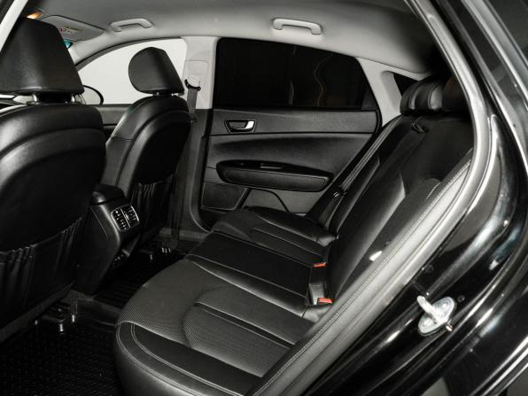 Kia Optima IV Рестайлинг с пробегом 2018 года, цена 1 900 000 рублей, 123662 км, седан, Автокод Объявления