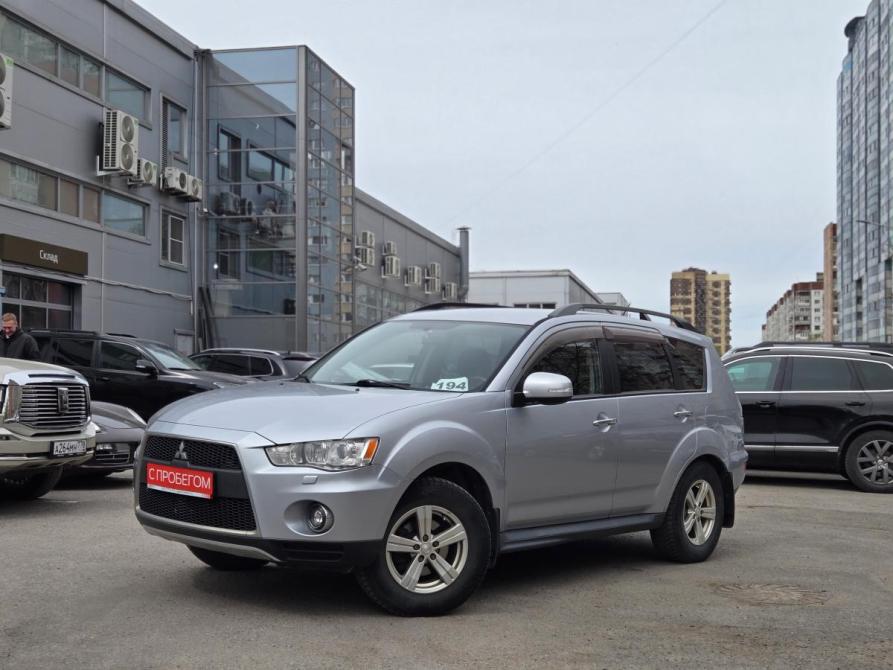 Mitsubishi Outlander II Рестайлинг Санкт-Петербург  - изображение 3