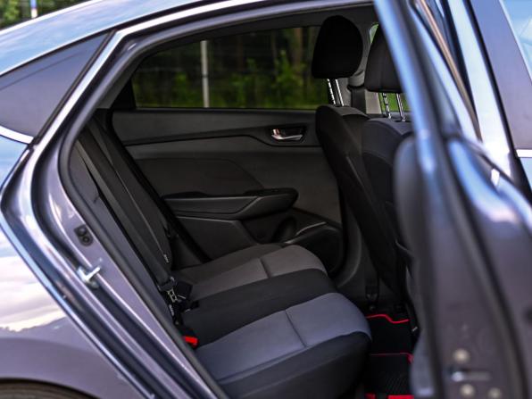 Hyundai Solaris II Рестайлинг с пробегом 2021 года, цена 1 310 000 рублей, 76294 км, седан, Автокод Объявления