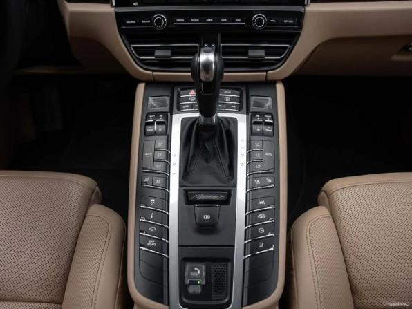 Porsche Macan I Рестайлинг с пробегом 2021 года, цена 9 000 000 рублей, 73085 км, внедорожник, Автокод Объявления