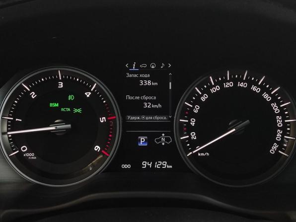 Toyota Land Cruiser 200 Series Рестайлинг 2 с пробегом 2016 года, цена 6 690 000 рублей, 94129 км, внедорожник, Автокод Объявления