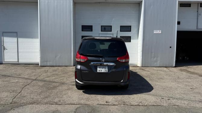 Honda Freed II с пробегом 2018 года, цена 1 611 800 рублей, 126653 км, компактвэн, Автокод Объявления