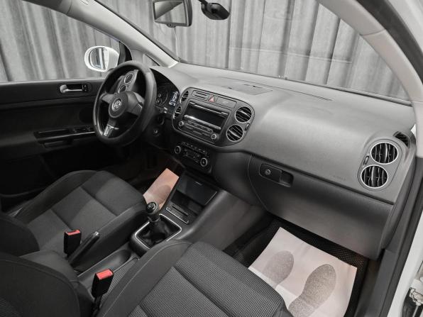 Volkswagen Golf Plus II с пробегом 2013 года, цена 740 000 рублей, 160000 км, хэтчбек, Автокод Объявления