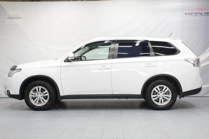 Mitsubishi Outlander III Рестайлинг с пробегом 2014 года, цена 1 529 000 рублей, 195401 км, внедорожник, Автокод Объявления