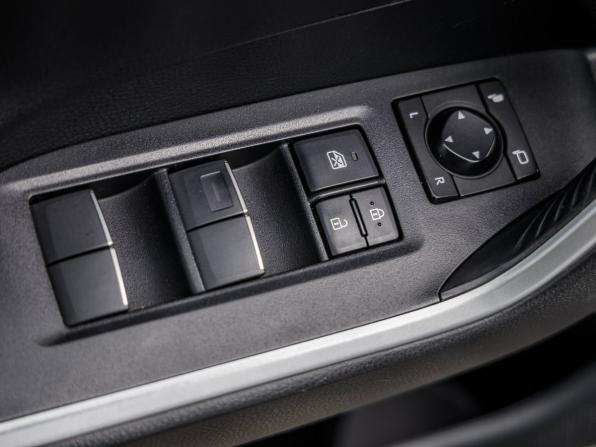 Toyota RAV4 V (XA50) с пробегом 2021 года, цена 2 998 000 рублей, 65712 км, внедорожник, Автокод Объявления
