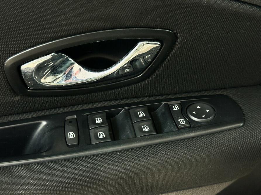 Renault Fluence I Москва  - изображение 8