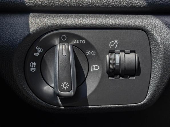 Audi Q3 I (8U) Рестайлинг с пробегом 2016 года, цена 2 087 000 рублей, 151595 км, внедорожник, Автокод Объявления