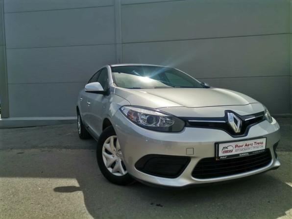 Renault Fluence I Рестайлинг с пробегом 2014 года, цена 996 000 рублей, 57000 км, седан, Автокод Объявления