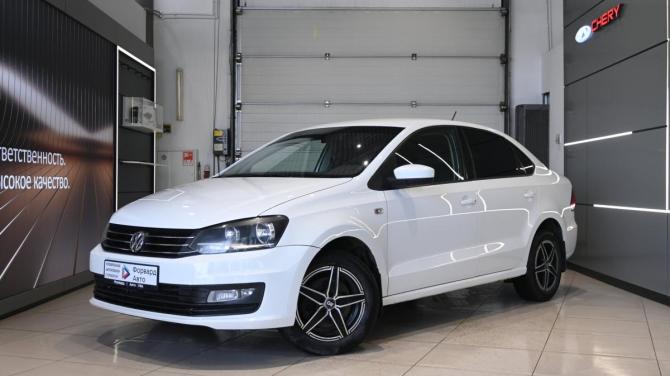 Volkswagen Polo V Рестайлинг с пробегом 2016 года, цена 939 000 рублей, 152000 км, седан, Автокод Объявления